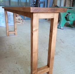 Rustic Farmhouse Kitchen Island — detail 3